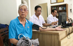 Phát huy sức mạnh đoàn thể trong xây dựng bệnh viện văn minh, hiện đại