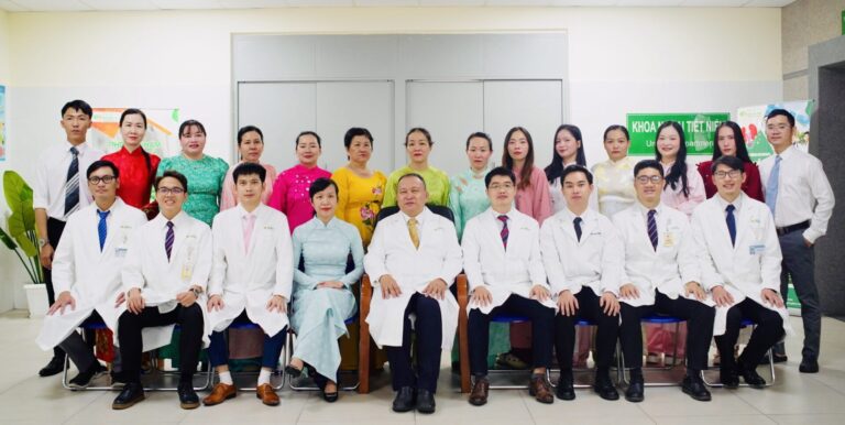 NGOẠI TIẾT NIỆU