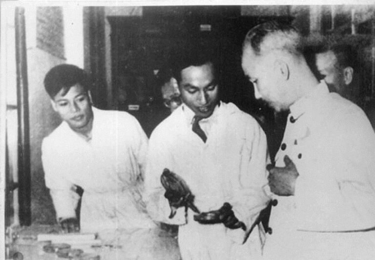 Tâm nguyện Hồ Chí Minh gửi gắm ngành y tế