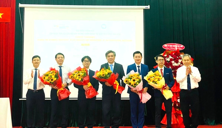 Không đau, không dấu hiệu… ung thư tiêu hóa vẫn có thể đang âm thầm tiến triển - Ảnh 1.