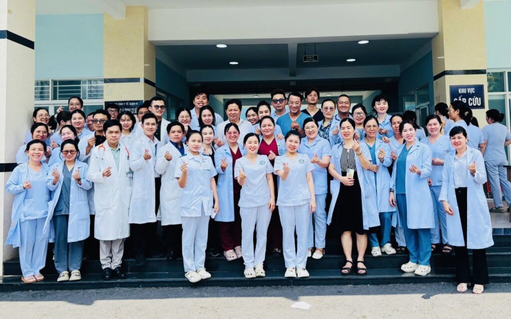 BỆNH VIỆN NGUYỄN TRÃI: ĐƯA Y TẾ CHUYÊN SÂU VỀ TẬN CƠ SỞ TRONG NGÀY RA QUÂN TOÀN THÀNH PHỐ