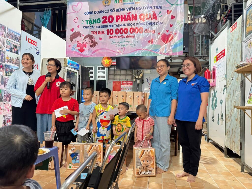 MỘT CHÚT ẤM ÁP GỬI TRỌN ĐẾN CÁC EM NHỎ TRONG NGÀY TRUNG THU